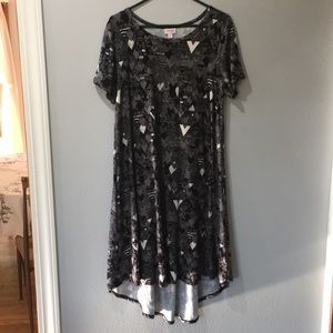 LulaRoe Carly Sz M Carly